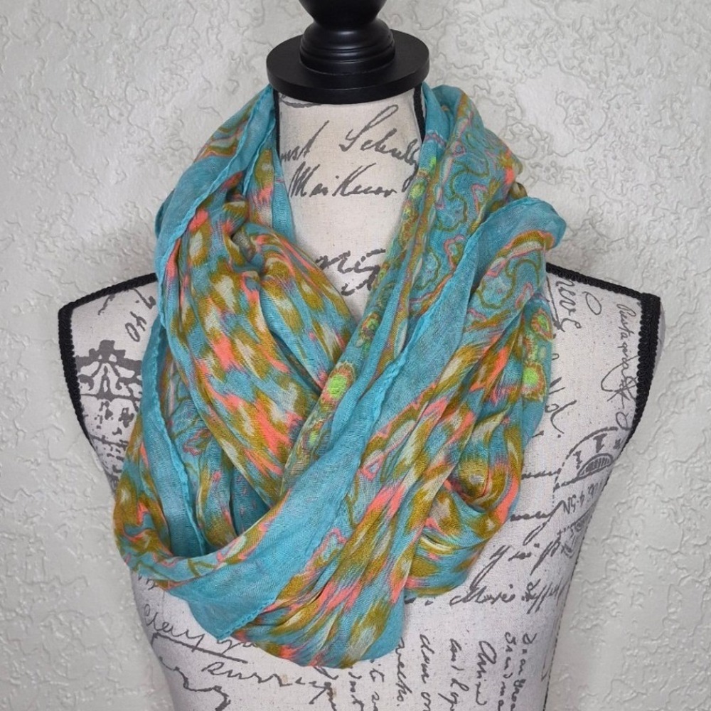 Turquoise Blue Paisley Medallion Print Infinity Scarf Lightweight Loop Boho
